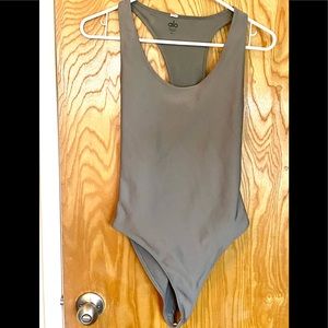 Alo Airlift Barre Bodysuit-Gray Size M